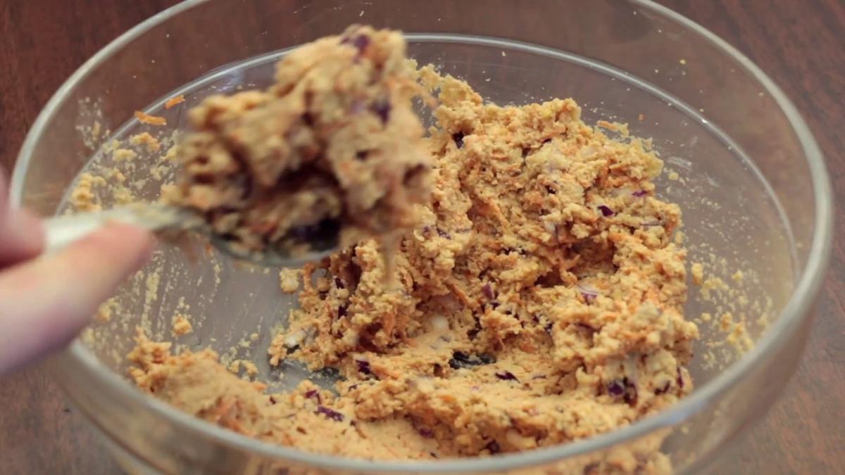 'Video thumbnail for How To Make Chickpea And Carrot Falafels'
