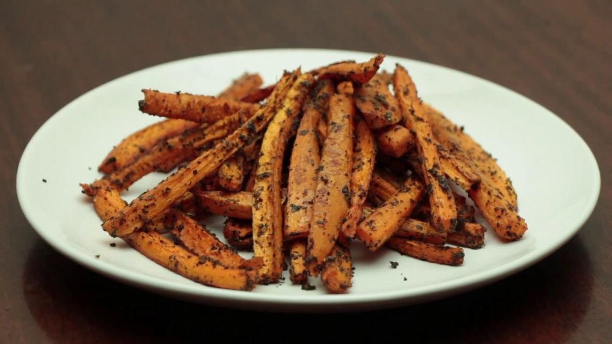 'Video thumbnail for How To Make Baked Carrot Fries'